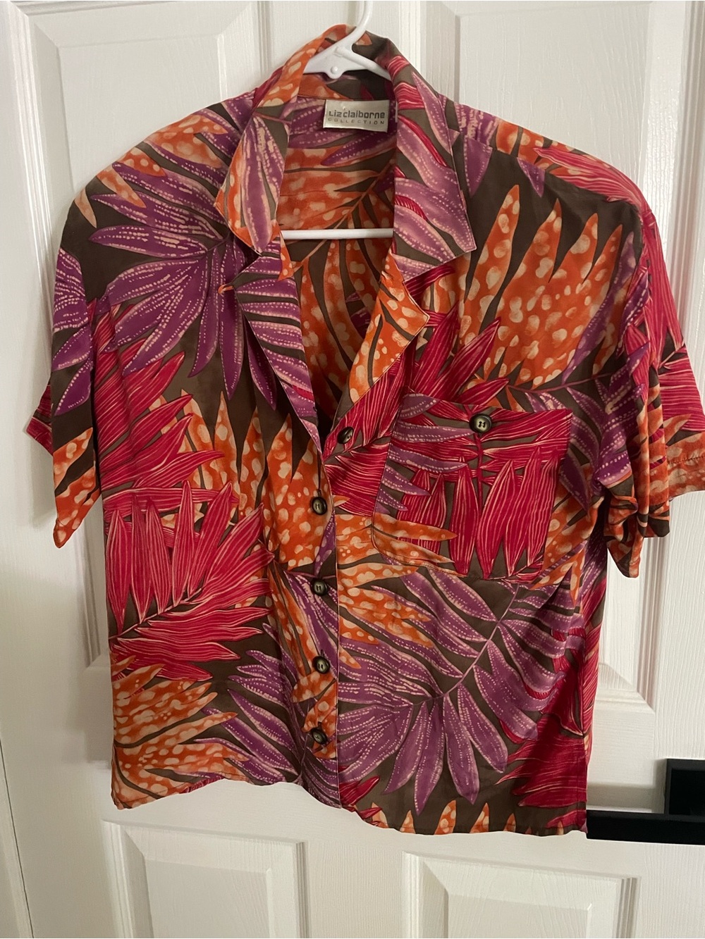 Vintage Liz Claiborne 100% silk leaf print shirt